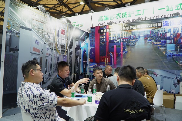 1724637279414937.jpg 1724637279414937.jpg